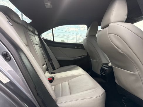 Used 2014 Lexus IS 250 w/ F-Sport Package RWD image 32