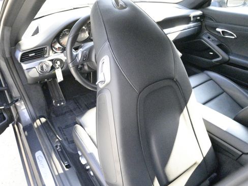 Used 2016 Porsche 911 Carrera 4 image 18