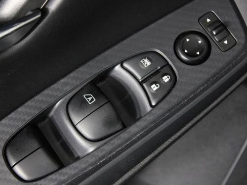 Certified 2023 Nissan Sentra SV image 22