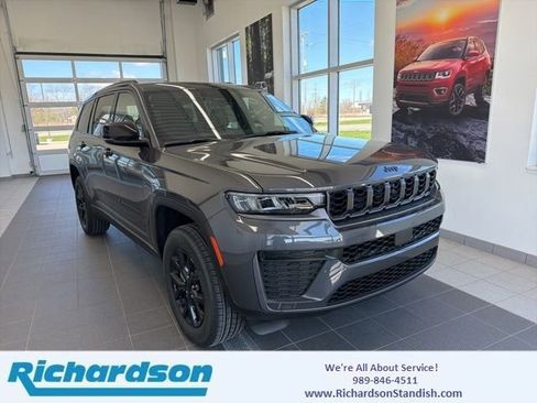 New 2026 Jeep Grand Cherokee L 4WD image 1