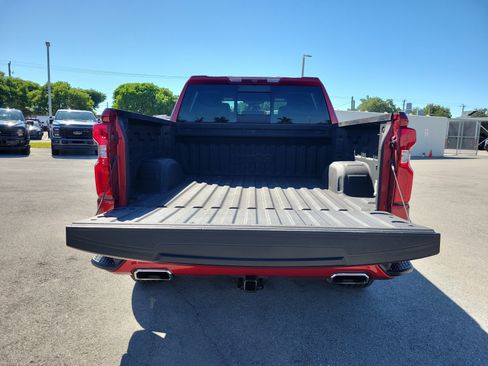Used 2024 Chevrolet Silverado 1500 High Country w/ Z71 Off-Road Package AWD/4WD image 27