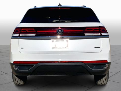 New 2026 Volkswagen Atlas Cross Sport SE AWD/4WD image 4