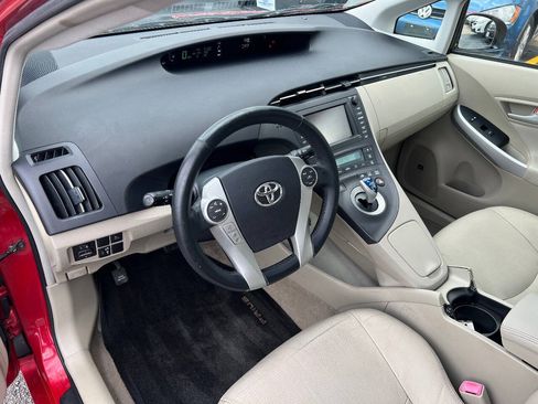 Used 2010 Toyota Prius Four w/ Solar Roof Pkg FWD image 19