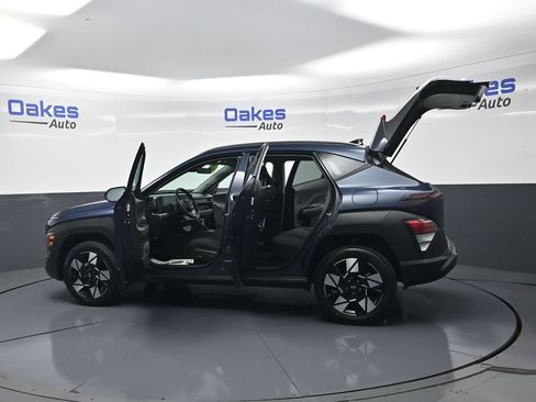 Used 2024 Hyundai Kona SEL AWD/4WD image 55