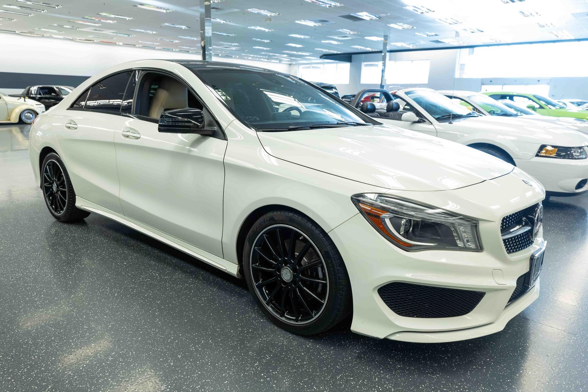 Used 2016 Mercedes-Benz CLA 250 4MATIC image 4