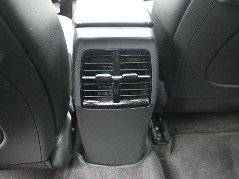 Certified 2023 Kia Niro EX Touring image 29