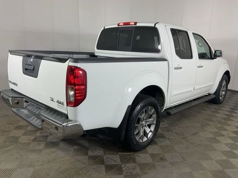 Used 2019 Nissan Frontier SL image 7