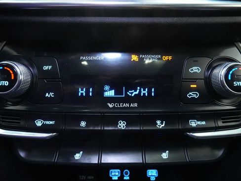 Used 2019 Hyundai Santa Fe Limited AWD/4WD image 37