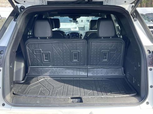 Used 2022 Chevrolet Traverse High Country w/ LPO, Floor Liner Package FWD image 41