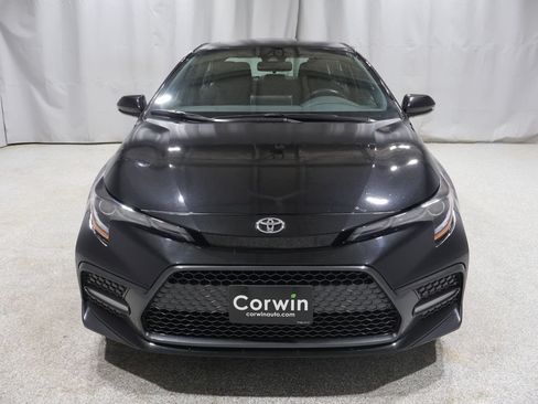Used 2021 Toyota Corolla SE w/ SE Premium Package FWD image 7