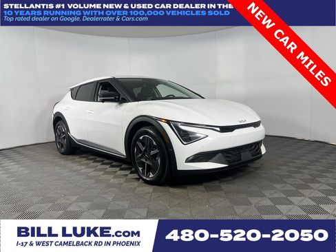 Used 2025 Kia EV6 Light w/ Light LR Technology Package image 1