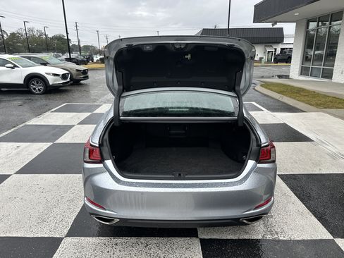 Used 2022 Lexus ES 350 Ultra Luxury image 5