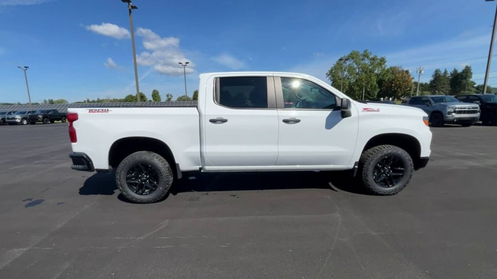 Certified 2024 Chevrolet Silverado 1500 Custom Trail Boss AWD/4WD image 9