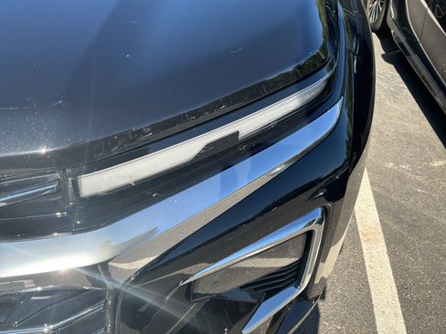 Used 2025 Chevrolet Traverse High Country FWD image 11