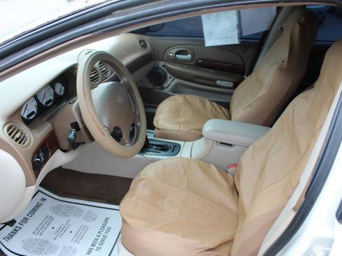 Used 2000 Chrysler 300M image 10