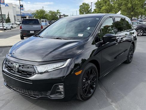 Certified 2026 Honda Odyssey Sport-L image 2