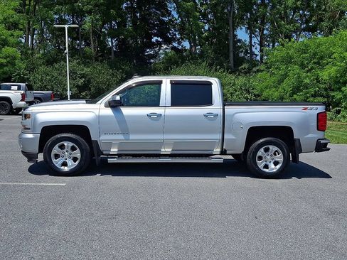 Used 2018 Chevrolet Silverado 1500 LT w/ All Star Edition AWD/4WD image 7
