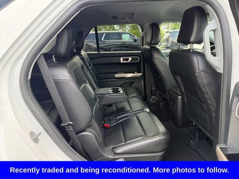 Used 2023 Ford Explorer XLT w/ Equipment Group 202A RWD image 18