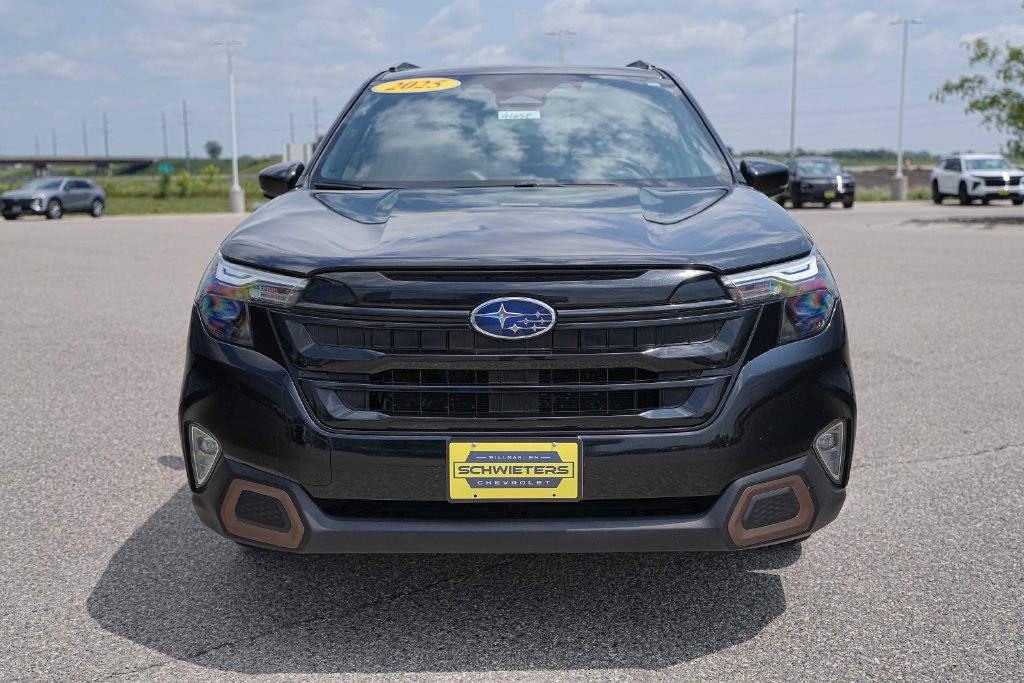 Used 2025 Subaru Forester Sport AWD/4WD image 2