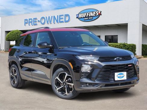 Certified 2021 Chevrolet TrailBlazer RS w/ Technology Package FWD image 1