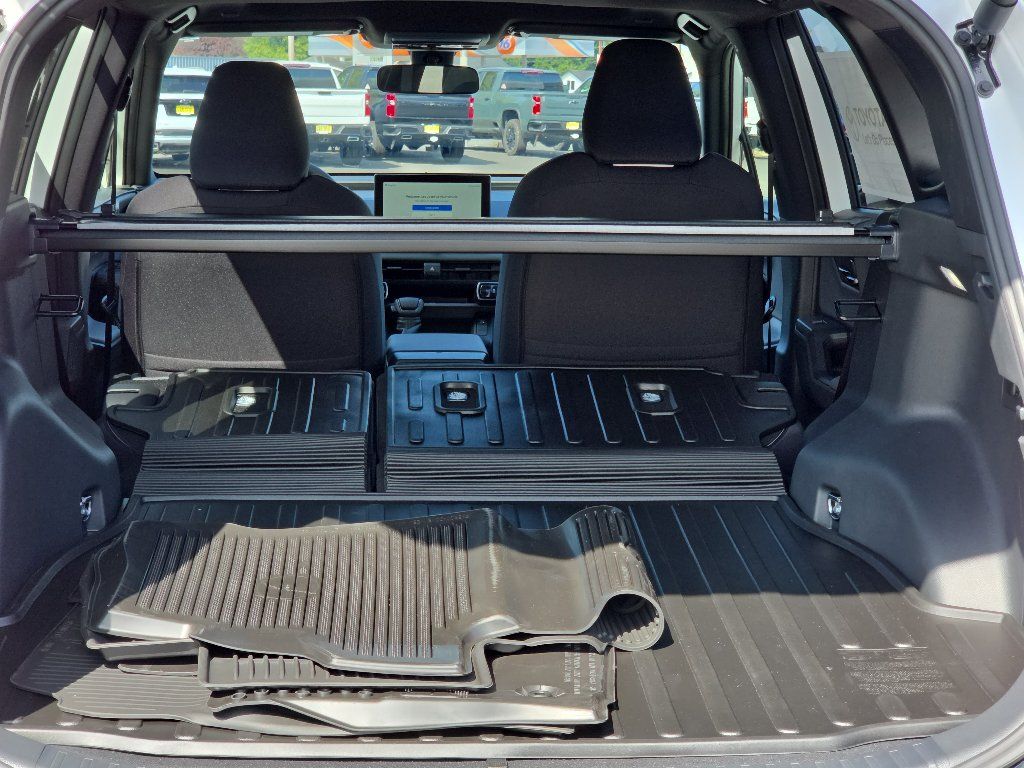 New 2026 Toyota RAV4 SE w/ Convenience Package FWD image 10