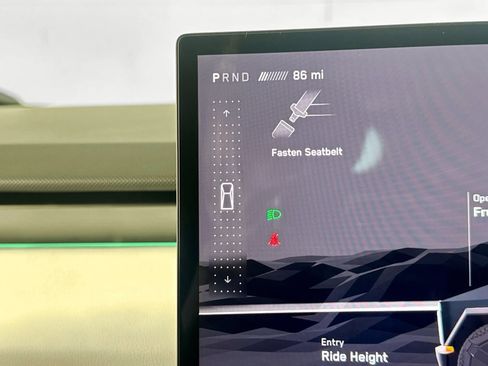 Used 2024 Tesla Cybertruck AWD Crew Cab image 16