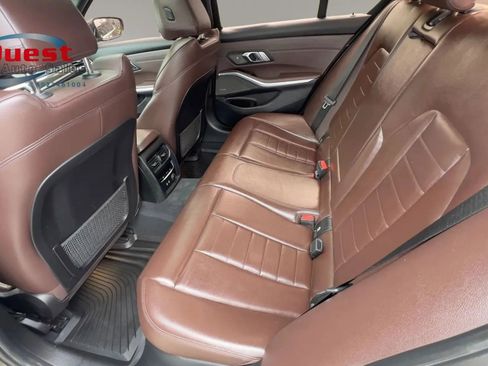 Used 2019 BMW 330i xDrive Sedan w/ Premium Package AWD/4WD image 23