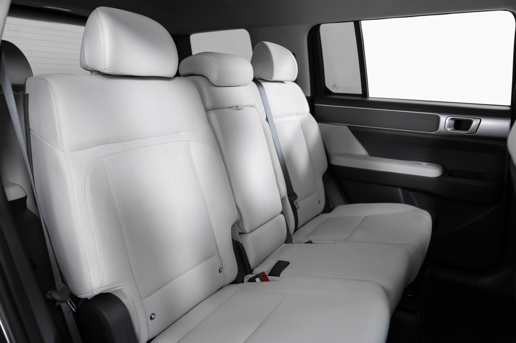 Certified 2026 Hyundai Santa Fe SE FWD image 24