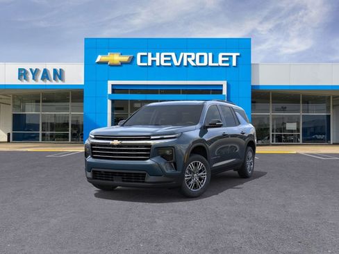 New 2026 Chevrolet Traverse LT image 8