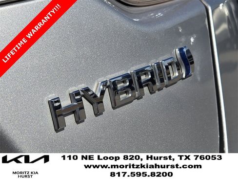 Used 2022 Toyota Corolla LE image 16