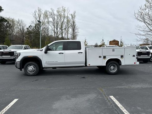 New 2025 GMC Sierra 3500 Pro w/ Convenience Package image 8