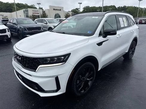 Used 2022 Kia Sorento SX FWD image 3