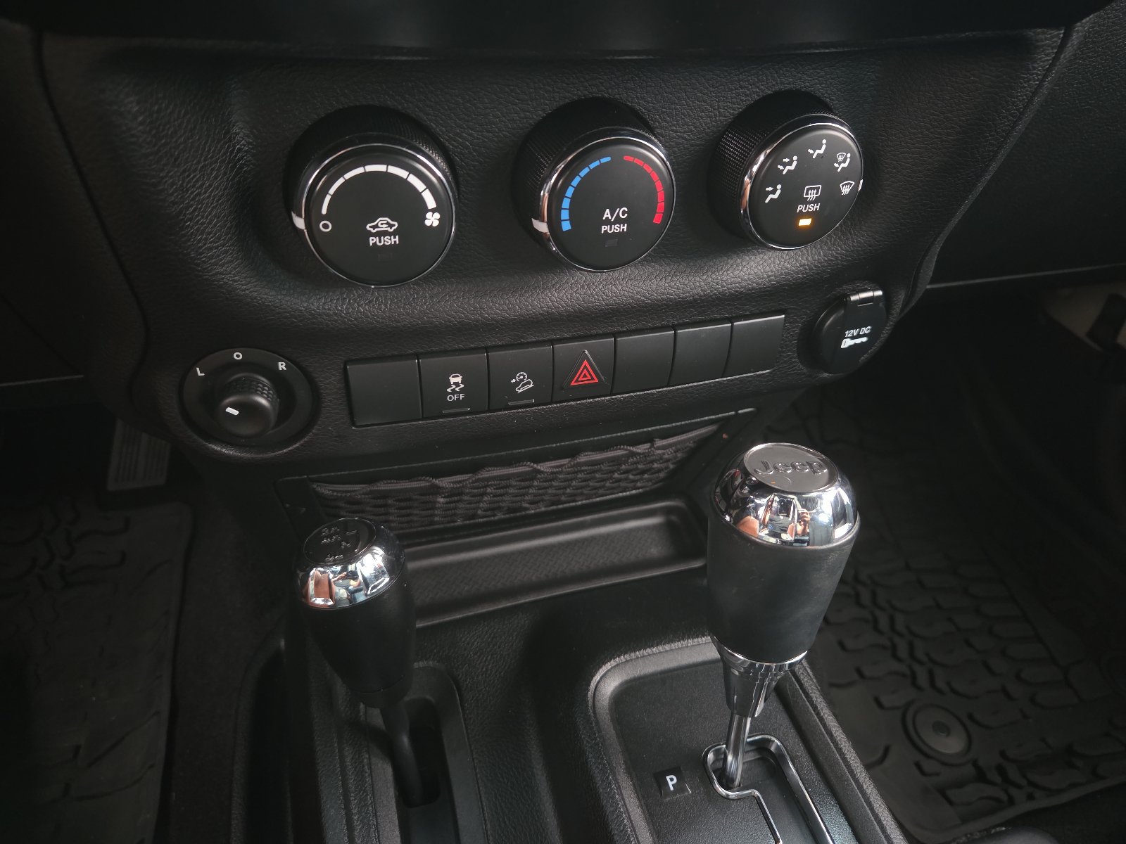 Used 2017 Jeep Wrangler Unlimited Sport w/ Quick Order Package 24S AWD/4WD image 20