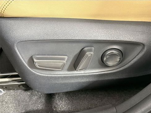 Certified 2025 Toyota RAV4 XLE Premium FWD image 27