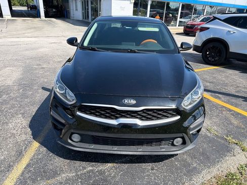 Used 2019 Kia Forte Sedan FWD image 2