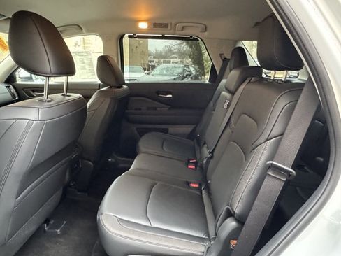 New 2025 Nissan Pathfinder SL AWD/4WD image 20
