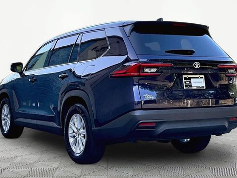 Used 2025 Toyota Grand Highlander FWD image 12