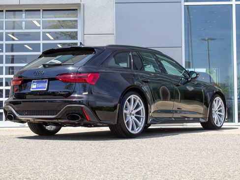Used 2024 Audi RS 6 performance AWD/4WD image 10