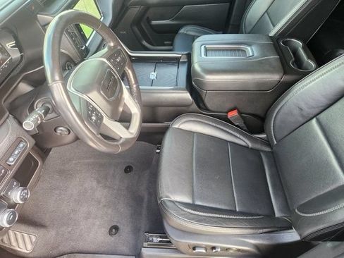 Used 2022 GMC Yukon Denali RWD image 12