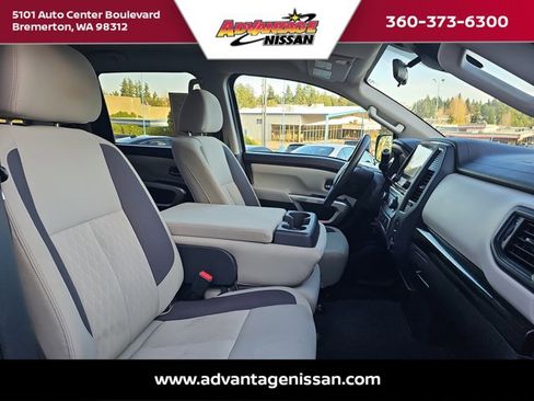 Used 2022 Nissan Titan SV w/ Accessory Utility Package image 25