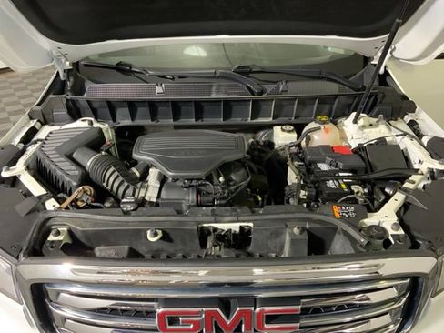 Used 2018 GMC Acadia SLE w/ Driver Alert Package I AWD/4WD image 39