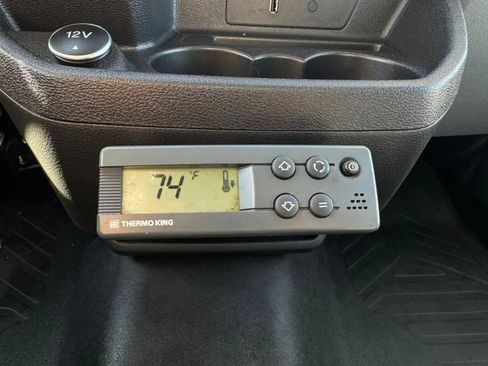 Used 2019 Ford Transit 250 148 Medium Roof image 22