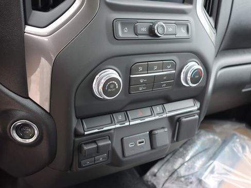 New 2025 GMC Sierra 3500 Pro w/ Convenience Package AWD/4WD image 12