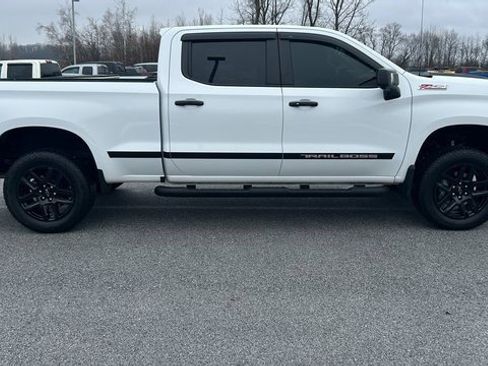 Certified 2024 Chevrolet Silverado 1500 LT Trail Boss w/ Convenience Package II image 2