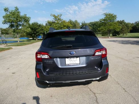 Used 2016 Subaru Outback 2.5i Limited AWD/4WD image 6