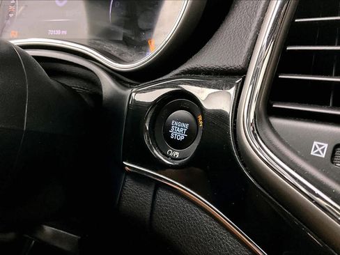 Used 2017 Jeep Grand Cherokee Trailhawk image 31