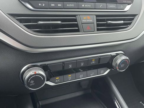 New 2025 Nissan Altima 2.5 SR image 26