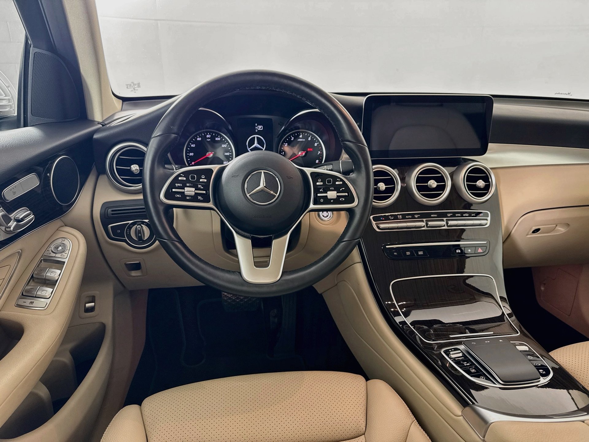 Certified 2022 Mercedes-Benz GLC 300 image 22