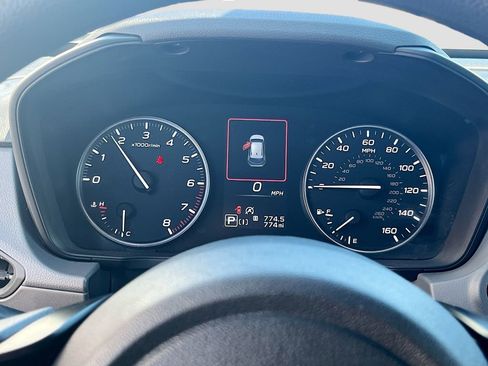 Used 2025 Subaru Crosstrek 2.0i Premium AWD/4WD image 12