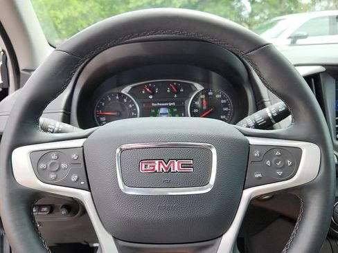 Certified 2024 GMC Terrain SLT w/ Tech Package AWD/4WD image 19
